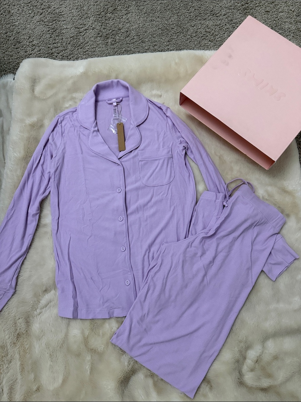 SKIMS Lilac Ribbed Two-Piece Pajama Set - Button-Front Top & Cami Pants